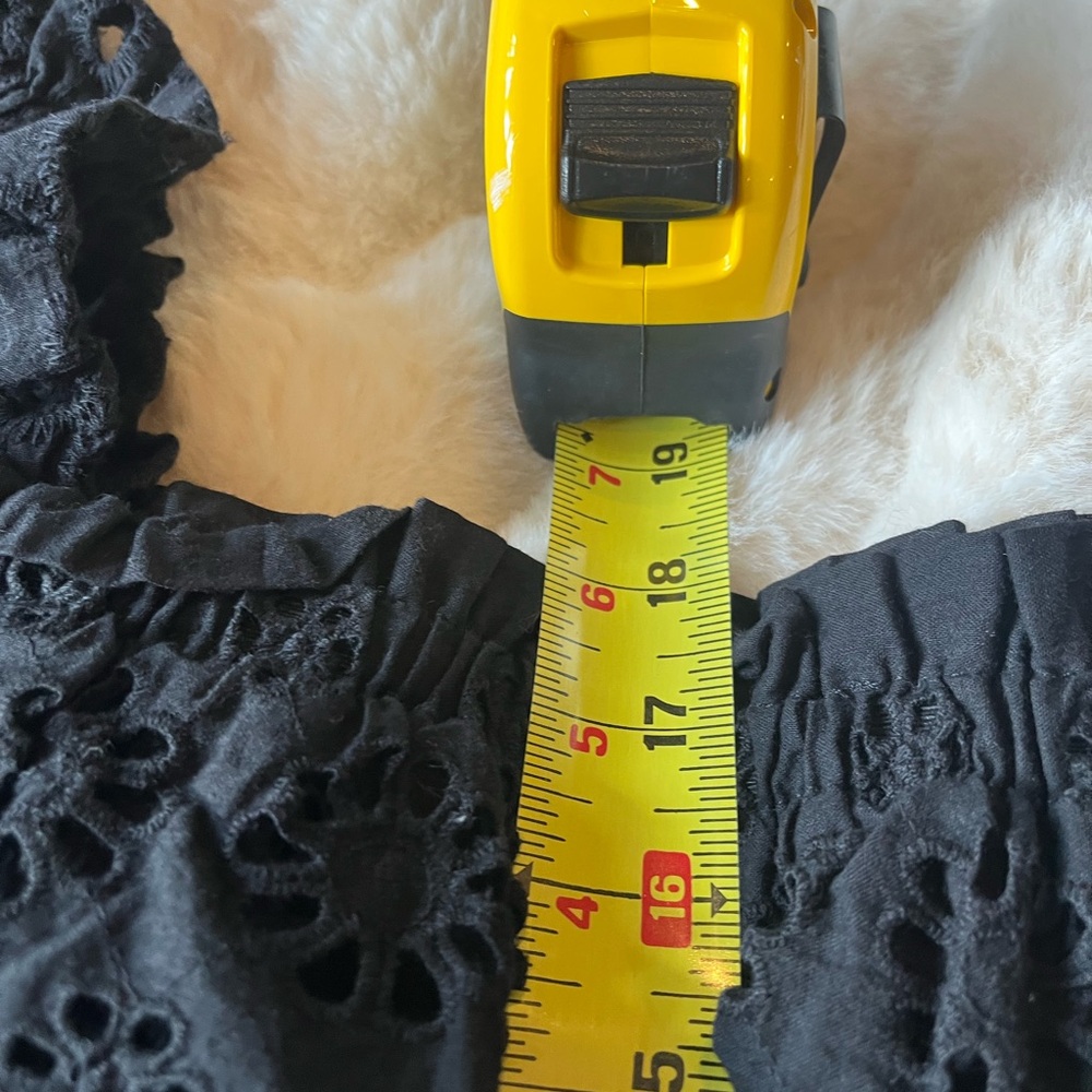 Entro Black Eyelet Ruffle Tank Top - Picture 8 of 10